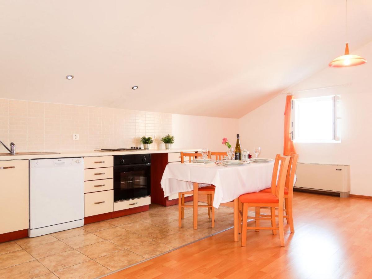 Apartment Marija - Vrb103 By Interhome Vrbnik Eksteriør billede